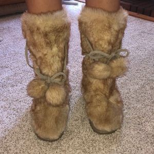 Furry boots!!